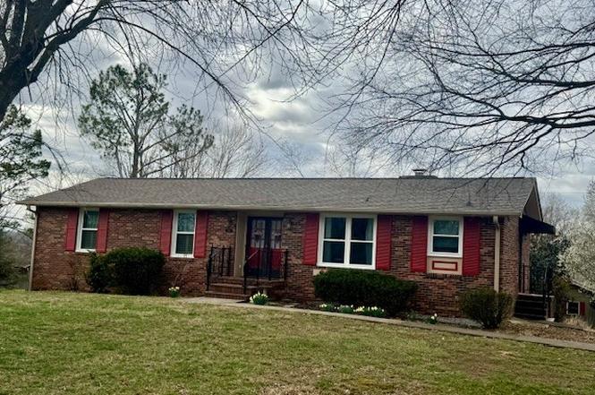 288 Indian Lake Rd, Hendersonville, TN