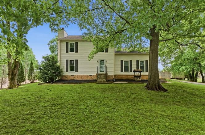 302 Andes Dr, Columbia, TN