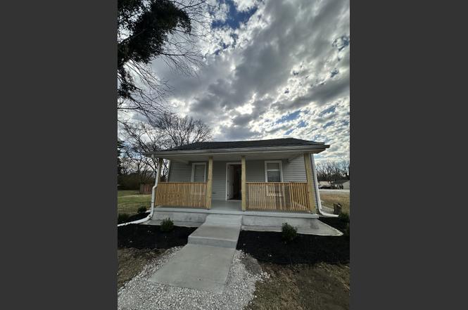 203 Coles Ferry Rd, Gallatin, TN