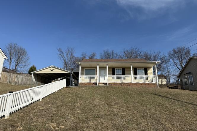 1007 Granny White Rd, Clarksville, TN