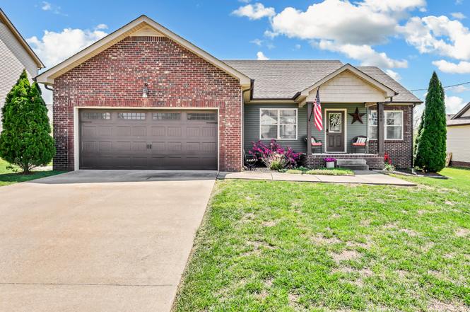 3450 Bradfield Dr, Clarksville, TN