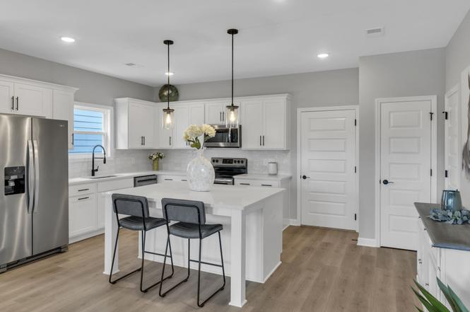 31 Champaign Dr, Hendersonville, TN