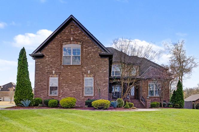 100 Wembly Ln, Mount Juliet, TN