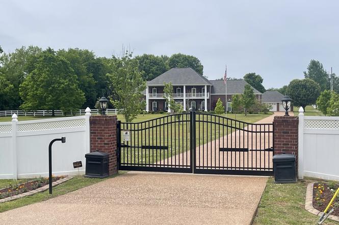 1916 S Mount Juliet Rd, Mount Juliet, TN