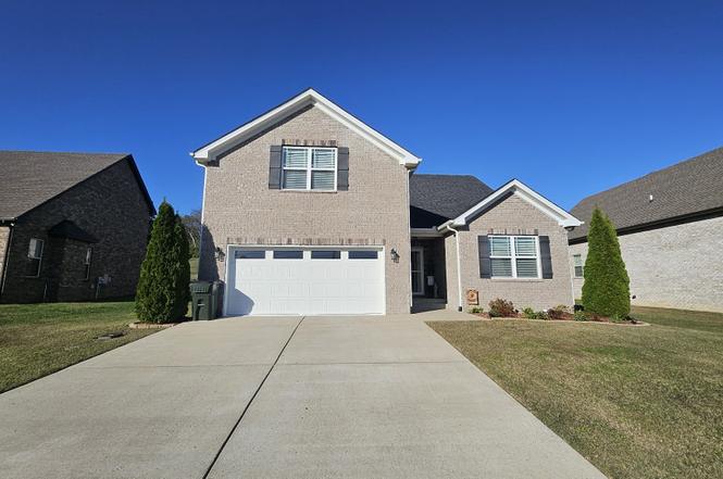 214 Hutch Ct, Gallatin, TN