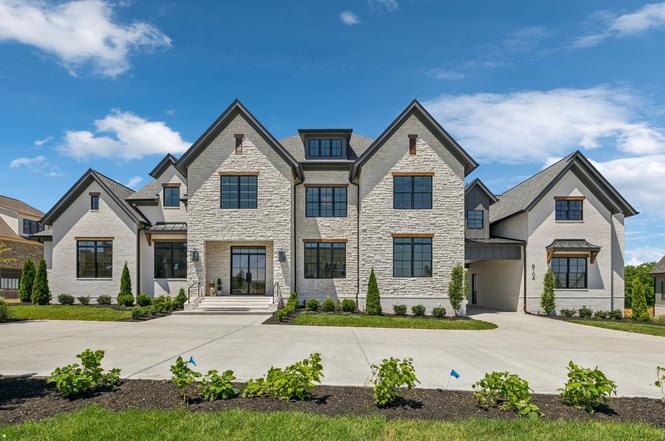 8104 Turning Point Dr, Brentwood, TN