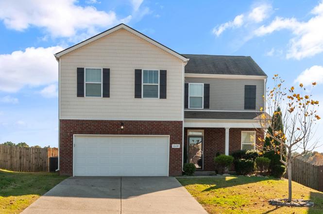 664 Prominence Rd, Columbia, TN
