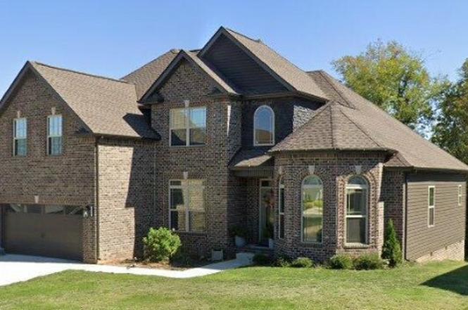 106 David Keith Ln, Clarksville, TN