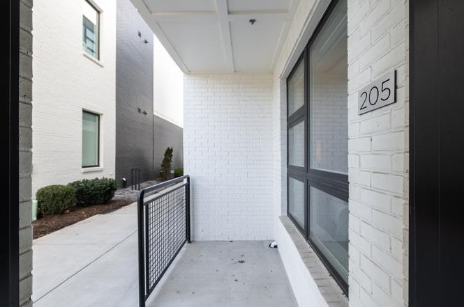 542 Southgate Ave #205, Nashville, TN