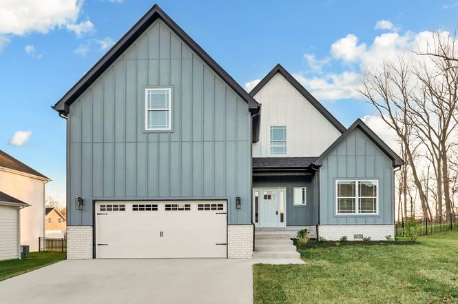 994 Alton Dr, Clarksville, TN