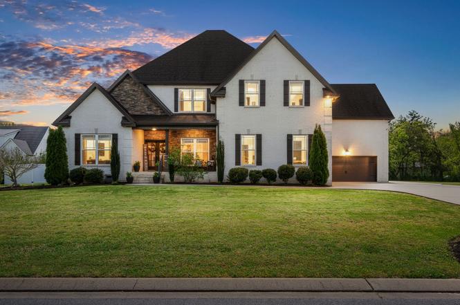 2527 Landis Ct, Murfreesboro, TN