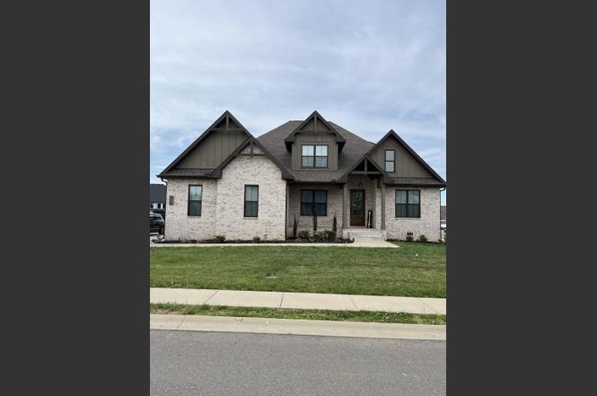 314 Clarabelle Ln, Clarksville, TN