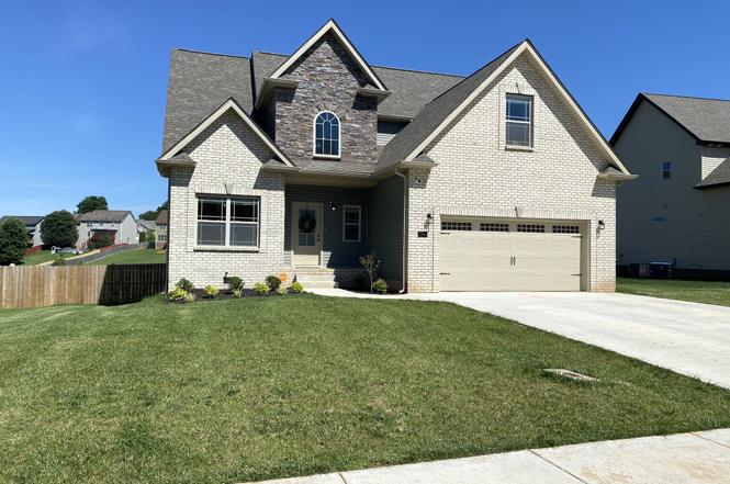 2341 Colston Dr, Clarksville, TN