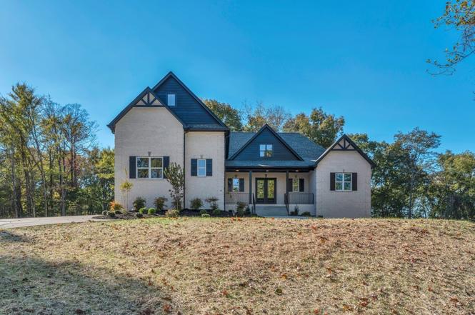 1000 Hogans Branch Rd, Hendersonville, TN