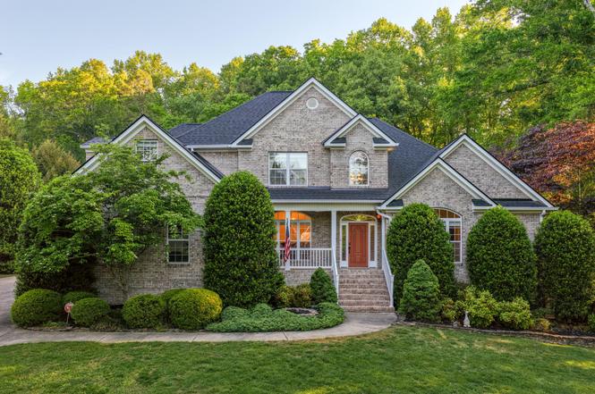 7813 Clara Chase Dr, Ooltewah, TN