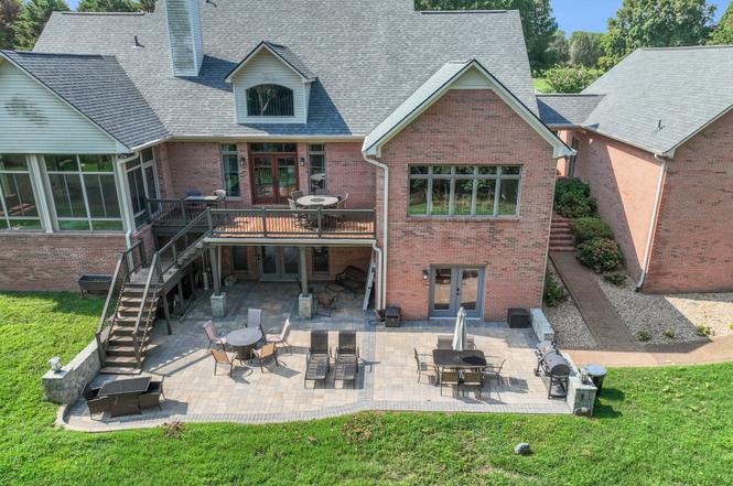1208 Davidson Ln, Columbia, TN
