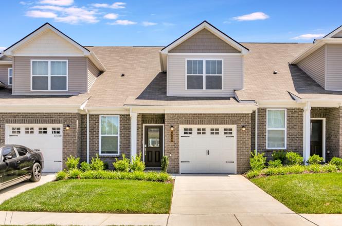 656 Birdie Dr, Spring Hill, TN