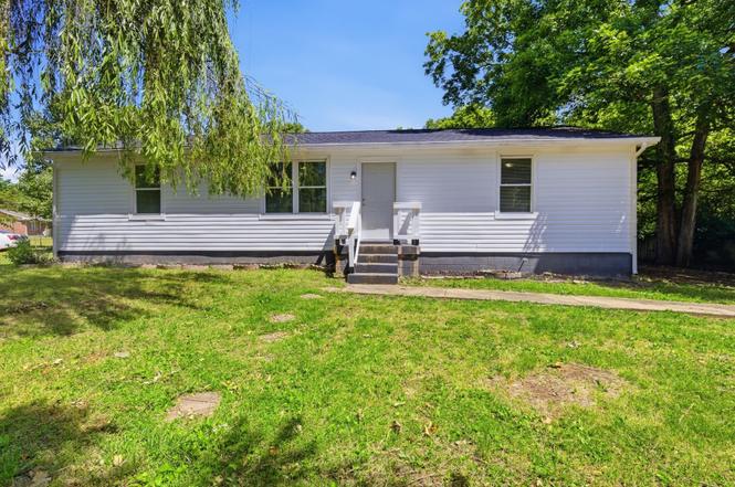 353 Dupuis Dr, Clarksville, TN