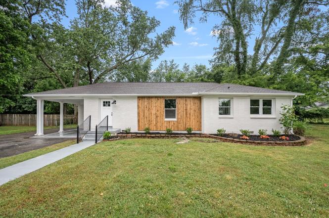 204 Ross Dr, Smyrna, TN