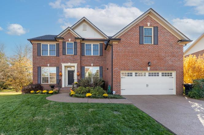 290 Wisteria Dr, Franklin, TN