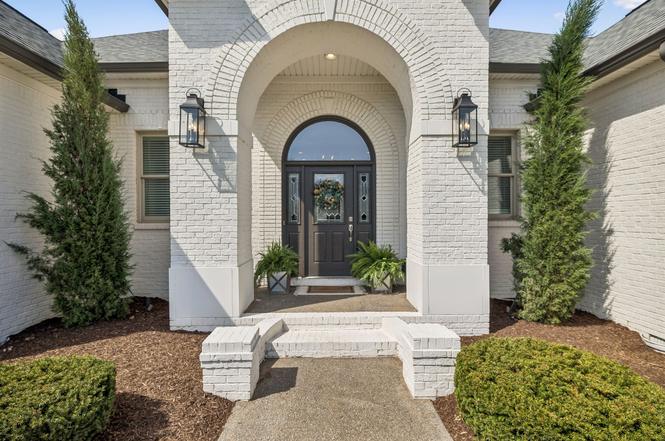 121 Tattnall Ct, Gallatin, TN