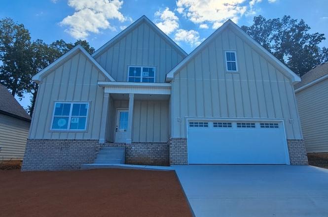 982 Alton Dr, Clarksville, TN