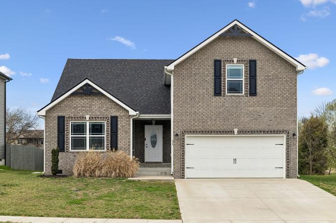 924 Burley Barn Rd, Clarksville, TN