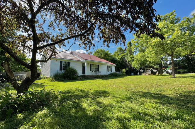 603 Canaan Rd, Columbia, TN