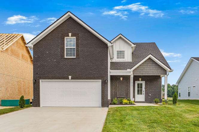 1122 Mary Lu Dr, Clarksville, TN