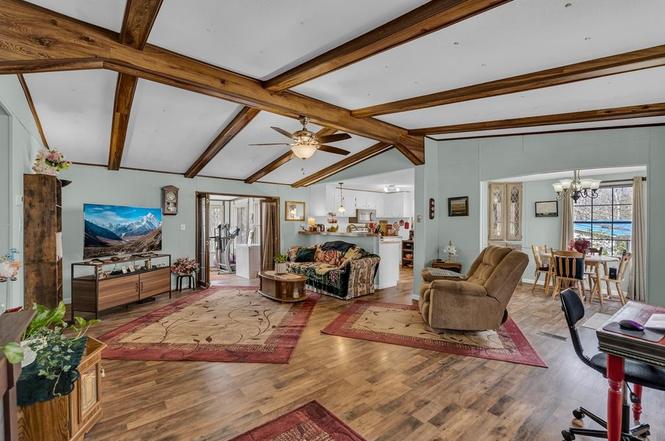 329 Rugby Rd, Crossville, TN