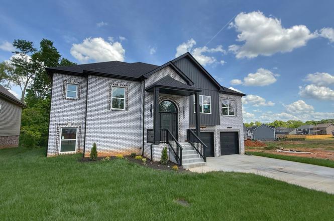 865 Burley Barn Rd, Clarksville, TN
