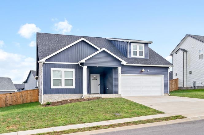913 Recurve Ct, Clarksville, TN