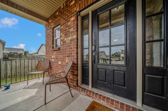 1008 Glenda Dr, Murfreesboro, TN