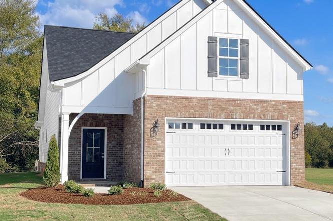 2215 Barringer Ln, Murfreesboro, TN