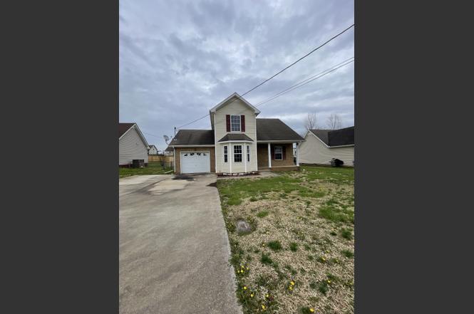 3538 Sandpiper Dr, Clarksville, TN