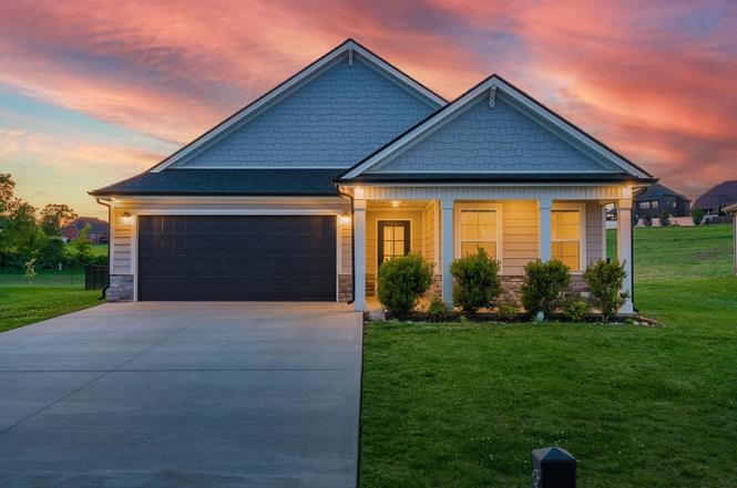 333 Frontier Dr, Clarksville, TN