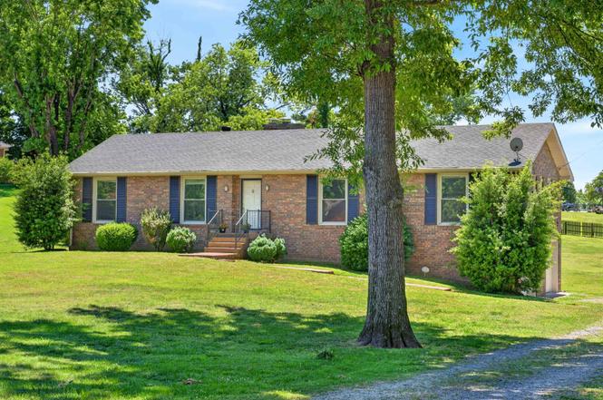 259 Island Dr, Hendersonville, TN