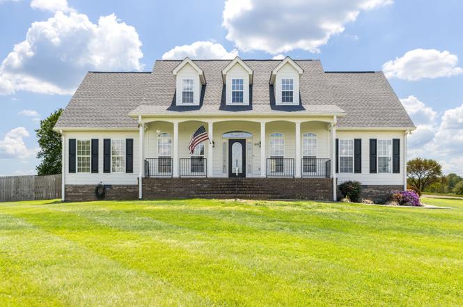 1633 Hayes Denton Rd, Columbia, TN