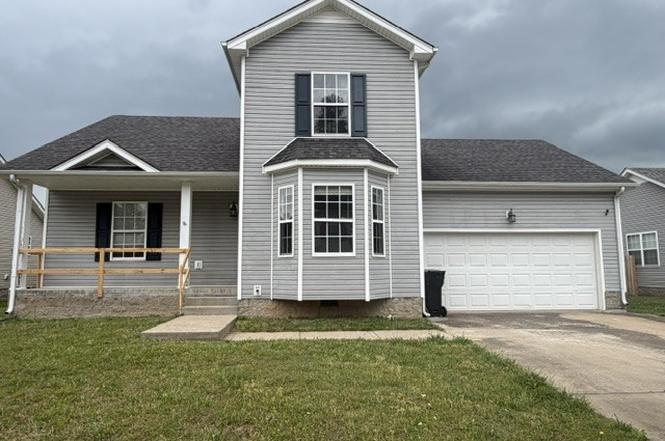 1372 Constitution Dr, Clarksville, TN