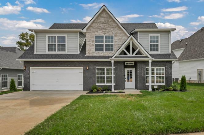 1135 Mourning Cloak Dr, Clarksville, TN