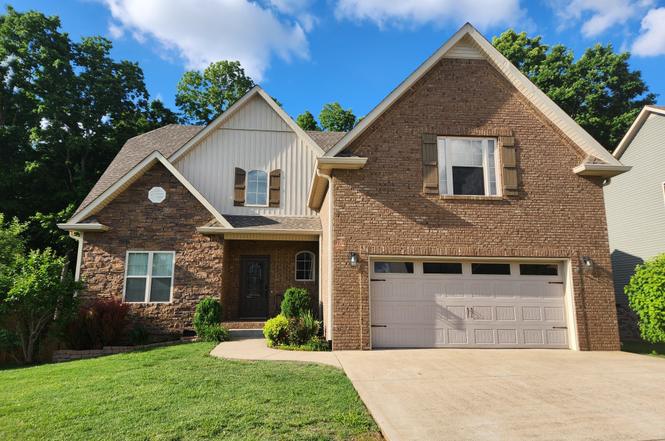 348 Abeline Dr, Clarksville, TN