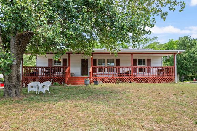 2887 Gusty Ln, Clarksville, TN