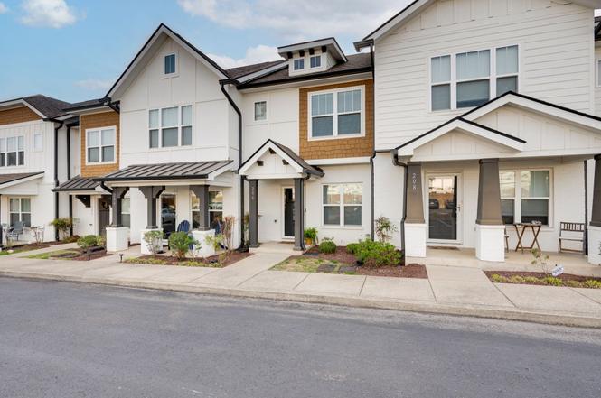 206 W Mill Dr, Nashville, TN