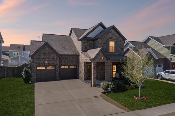 1017 Violet St, Spring Hill, TN