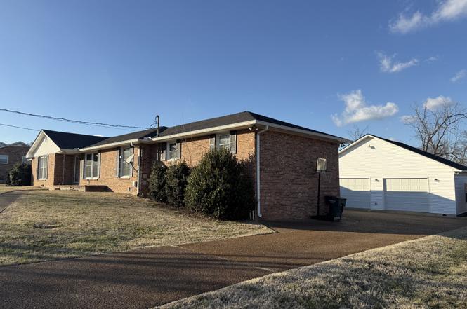 1305 Clearview Dr, Mount Juliet, TN