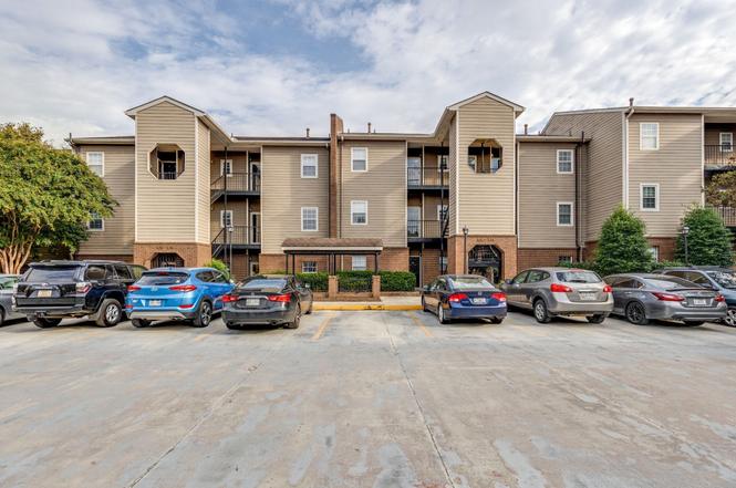 120 W End Pl, Nashville, TN