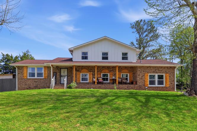 5140 Whitaker Dr, Nashville, TN