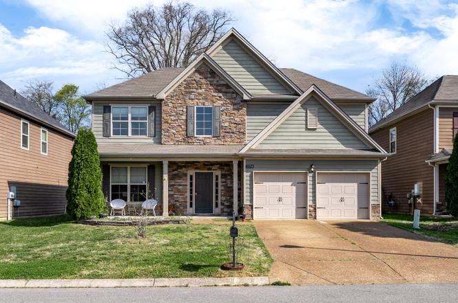 2034 Austin Dr, Spring Hill, TN
