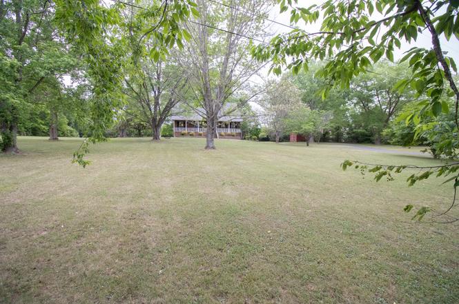 146 Volunteer Rd, Murfreesboro, TN