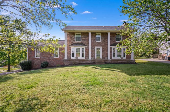 178 Allen Dr, Hendersonville, TN